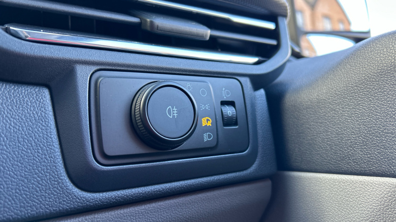 Ford Transit Custom 280 L1 Diesel Fwd 2.0 EcoBlue 136ps H1 Van Limited